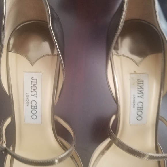 Shoes - Picture 2 of 8